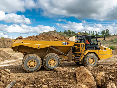 CAT_Articulated Truck